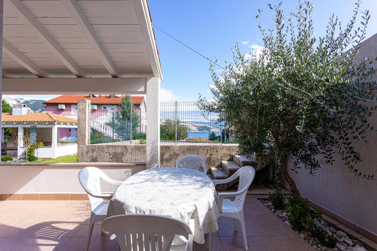 Apartments Crnekovic I Zarok Baška Εξωτερικό φωτογραφία