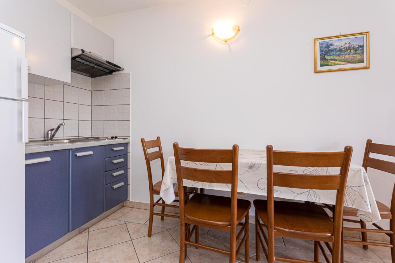 Apartments Crnekovic I Zarok Baška Εξωτερικό φωτογραφία