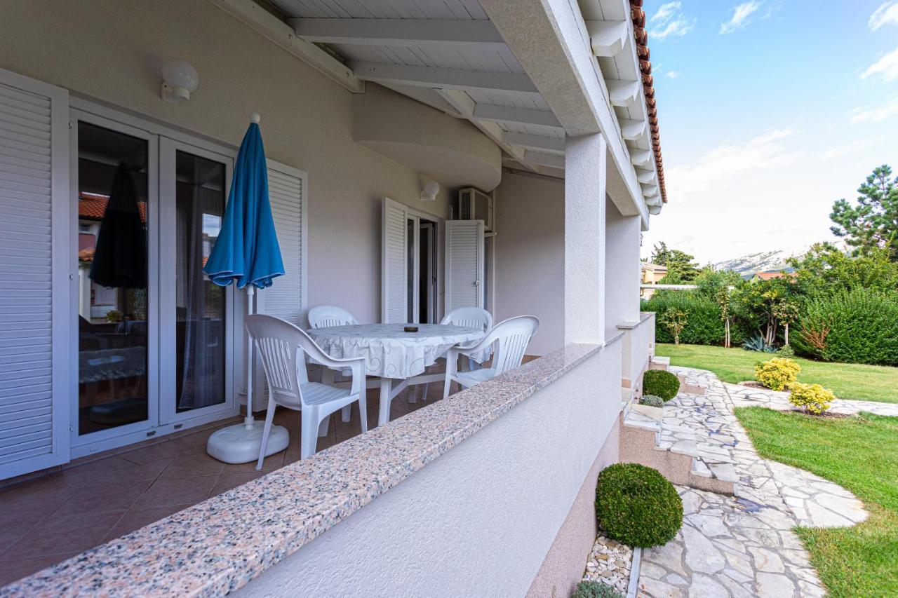 Apartments Crnekovic I Zarok Baška Εξωτερικό φωτογραφία