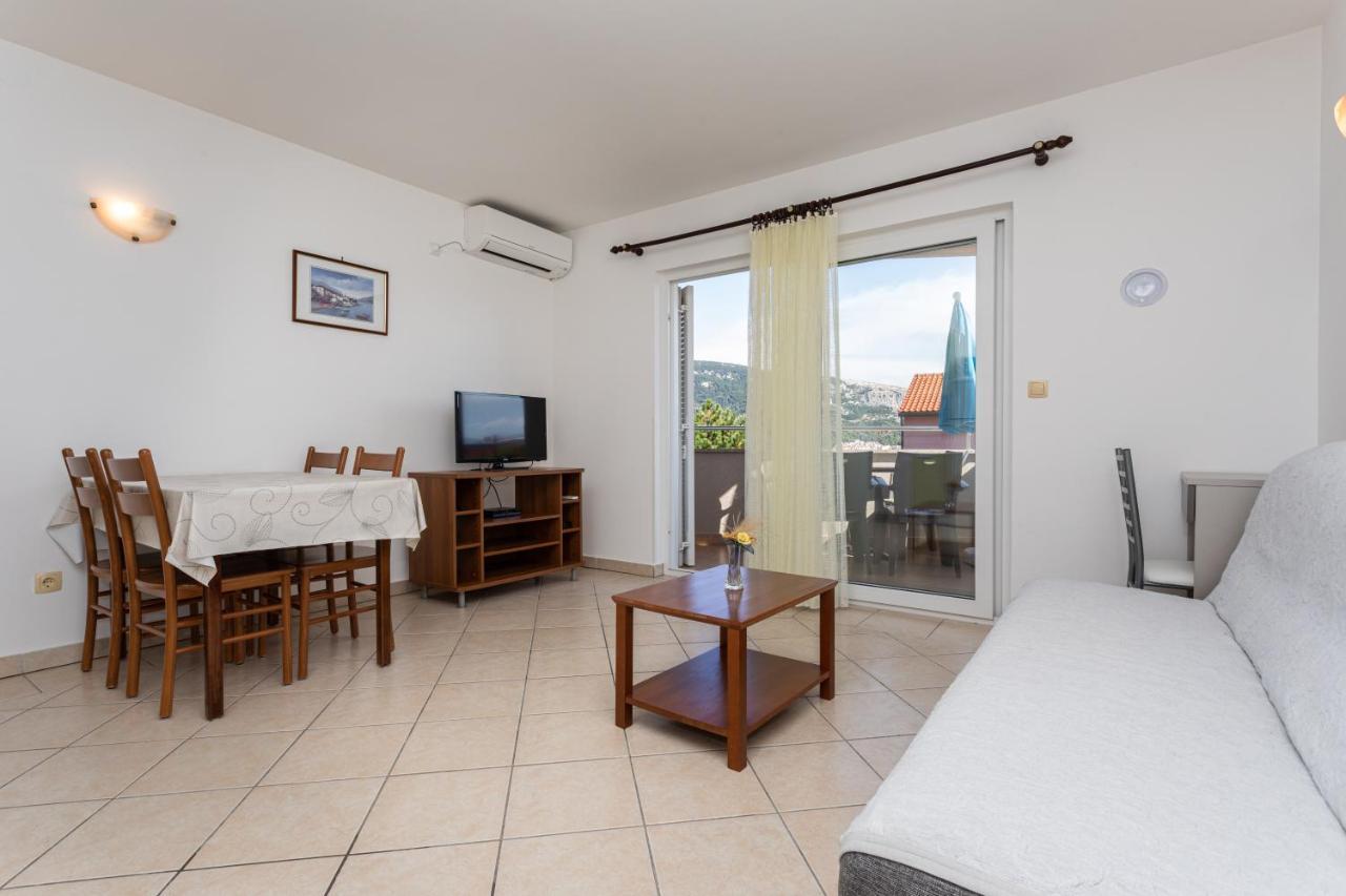 Apartments Crnekovic I Zarok Baška Εξωτερικό φωτογραφία