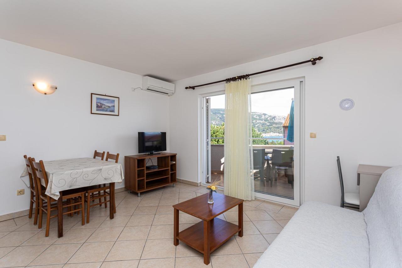 Apartments Crnekovic I Zarok Baška Εξωτερικό φωτογραφία