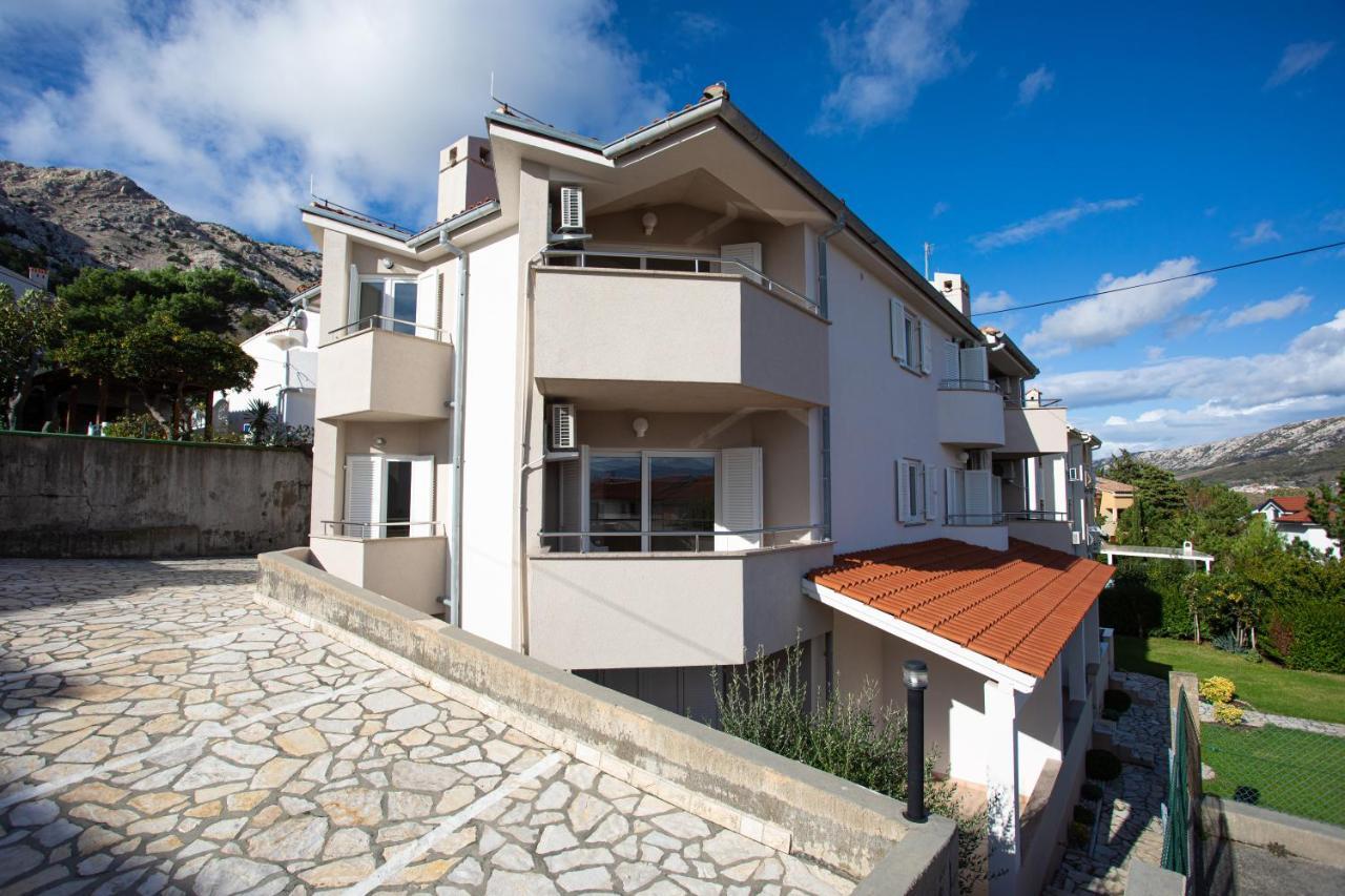 Apartments Crnekovic I Zarok Baška Εξωτερικό φωτογραφία